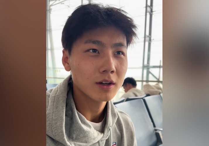 為何半場過后不久被換下？毛偉杰：兩條腿特別緊，李導(dǎo)怕我受傷